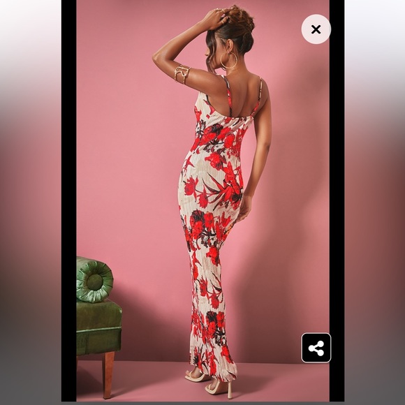 NWT Nude Floral Print Plisse Strappy Maxi Dress - Picture 2 of 6
